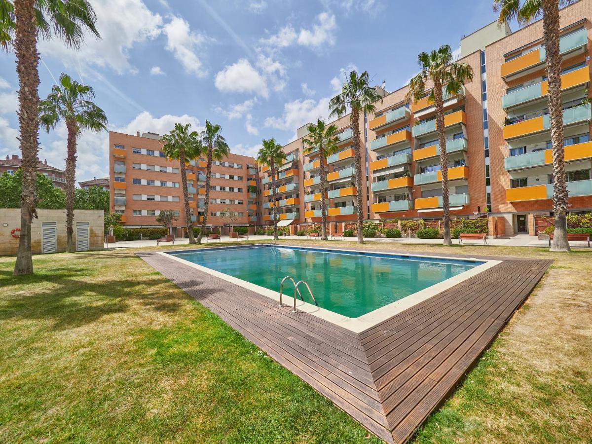 Vila Olimpica Pool Suites Барселона Экстерьер фото